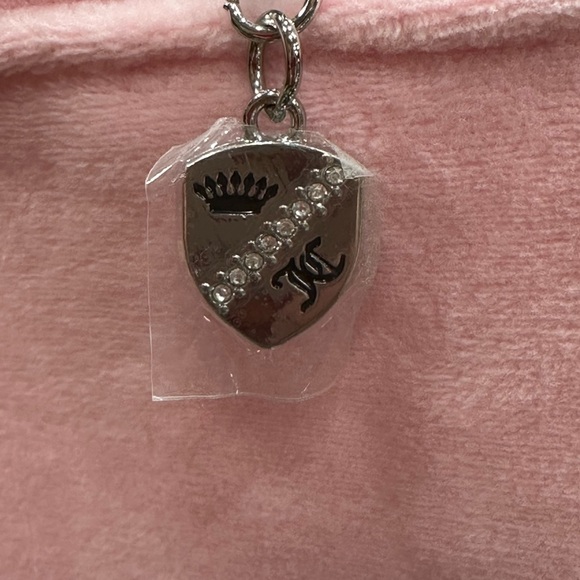 Juicy Couture Pink Cosmetic Bag - Picture 6 of 6